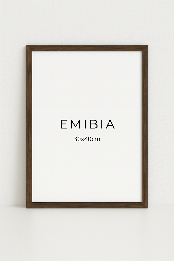 Ram i valnötsträ 30x40cm